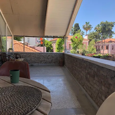 Kaleıçı Müthış Tasarim Harıka Ev *